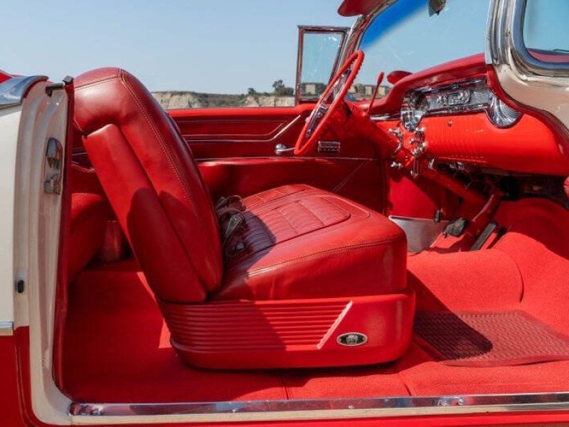 1956-oldsmobile-98-small-3