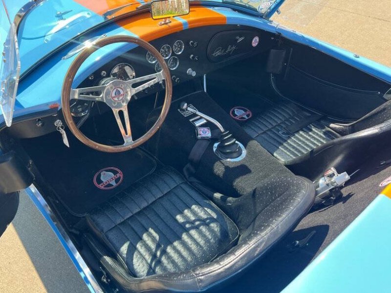 1966-ac-cobra-small-4