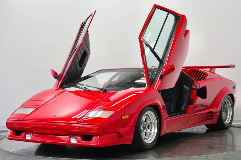 1989-lamborghini-countach-big-1