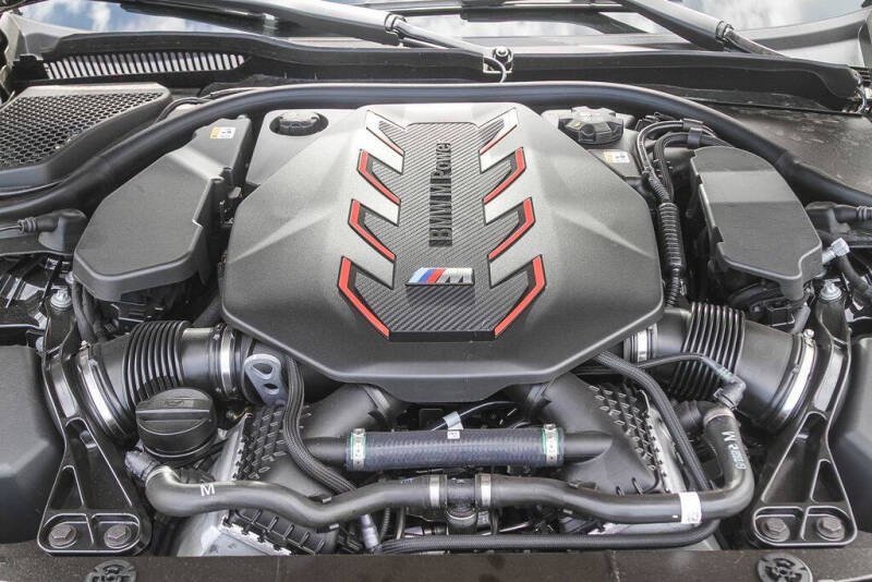 2026-bmw-m5-touring-big-4