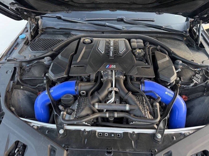 2020-bmw-m8-awd-gran-4dr-sedan-small-3